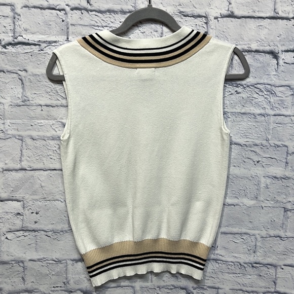 IZOD Woman’s Gold Sweater Vest - Picture 5 of 5